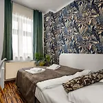 Bed & Breakfast Great Polonia Dwarf Wroclaw