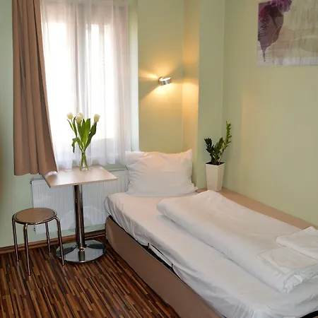 Great Polonia Dwarf Bed & Breakfast 3*