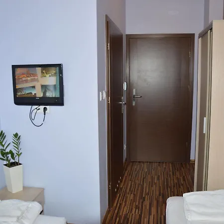 Great Polonia Dwarf Bed & Breakfast Wrocław