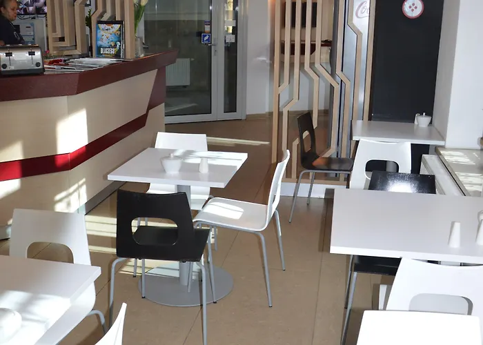 Great Polonia Dwarf Bed & Breakfast Wroclaw